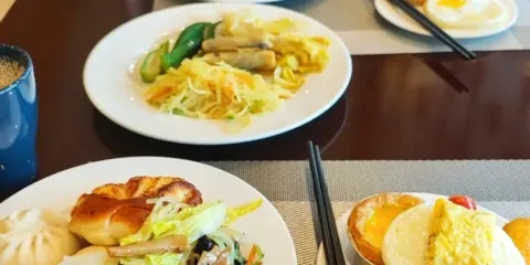 重慶德憶火鍋(龍南街3店)