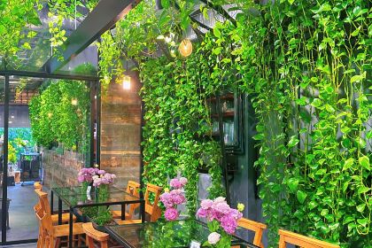 Aoyama Flower Market Green House