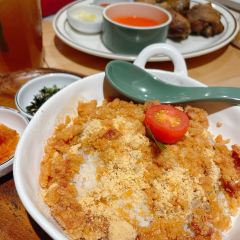 劳春·创意福建料理(东百中心店) User Photo