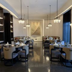 上海大华长风华邑酒店·彩丰楼 User Photo