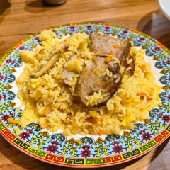 禾木老村山庄 User Photo