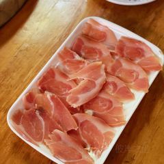 抚仙湖生态石锅鱼野生菌(告庄店) User Photo