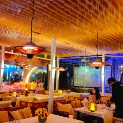 离岸江景餐吧(江滨中大道店) User Photo