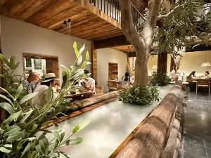 萶苼chunsheng餐廳