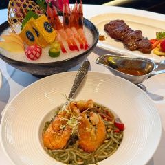 天空之城·全景旋转餐厅 User Photo