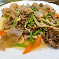 武夷山麦当劳仙凡界路得来速餐厅 User Photo