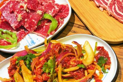 齐函杨佳清真烤肉(鑫海店)