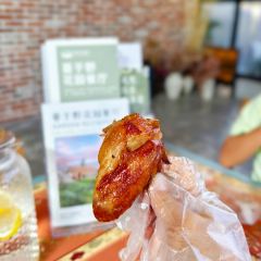 蔓于野花园餐厅(芦草沟晃晃村店) User Photo