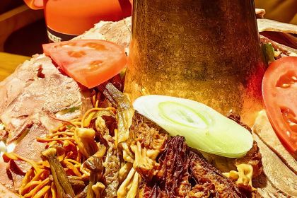 九寨沟凡喜新派藏餐咖啡厅