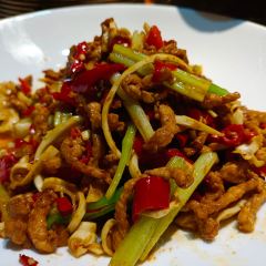 老章家·宜春菜(润达潮玩新天地店) User Photo