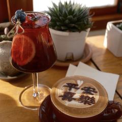 六月瓣咖啡 User Photo