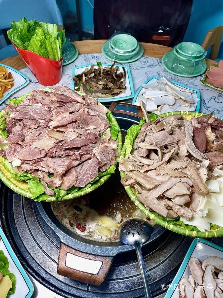 尚品牛味汤锅火锅(新都桥旗舰店)