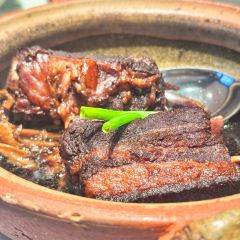 XIN RONG JI XIAN JU DIAN User Photo