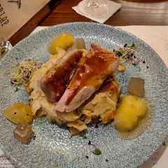 VakVarju Pest User Photo