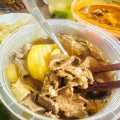 左庭右院鲜牛肉火锅(日月光店) User Photo