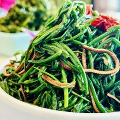 SHANG YI BING ZHU YANG User Photo