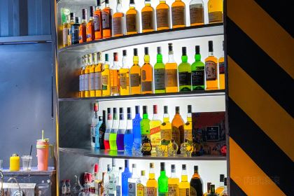 MOSKEY摩司基机车·咖啡·烧烤·精酿(麓湖店)