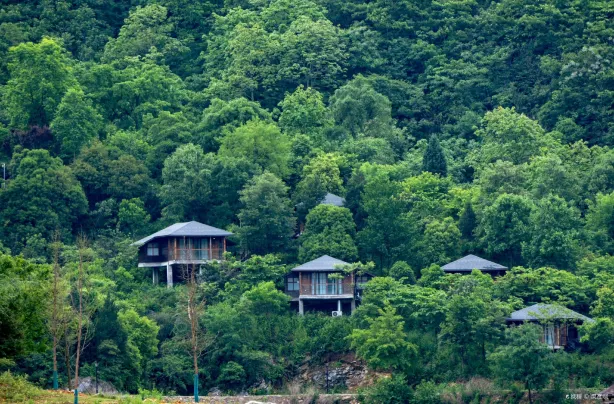 獅子岩生態旅遊區