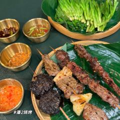 张元理卤鸡卷粉米线(小火车头店) User Photo