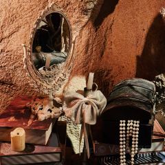 Vault Bar User Photo