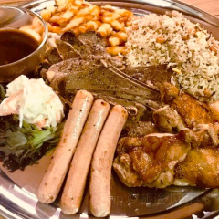 Grillas Table User Photo