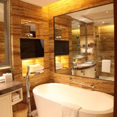 呼和浩特巨华国际大酒店·天穹旋转餐厅 User Photo