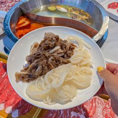 御屋鲜品鲜切牛肉火锅自助(胶州龙湖天街店) User Photo