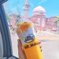 Leslie Cafe User Photo