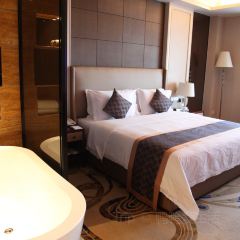 呼和浩特巨华国际大酒店·天穹旋转餐厅 User Photo