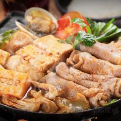 Anh and Chi User Photo