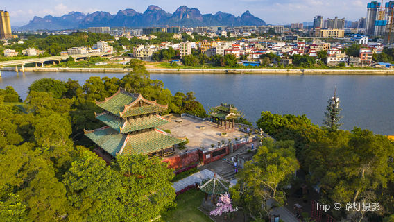 Doujiaoshan Qingshouyan Sceneic Area