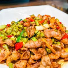 佳鸿啤酒鱼(兴坪店) User Photo