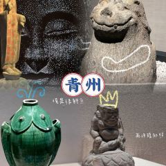 LING LONG XIAO CHI User Photo