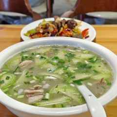 驼乡蒙餐(阿拉善民间手工艺商业街店) User Photo