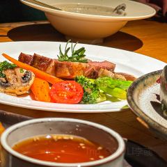 拾光餐集(东壁村店) User Photo