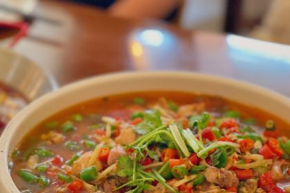 飞虹鱼馆(华商店)