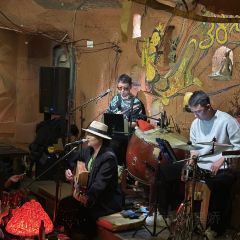 38号火塘酒吧 User Photo