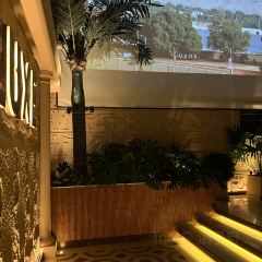 LUXE LOUNGE User Photo