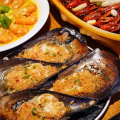 沪九哥·羊蝎子牛腩煲龙虾烧烤(大宁店) 여행 사진