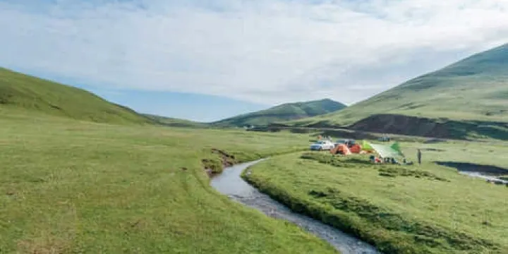 大海草山-草甸金字塔
