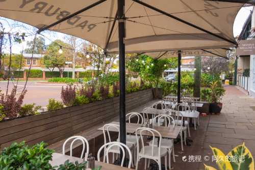 Padbury's Cafe Restaurant
