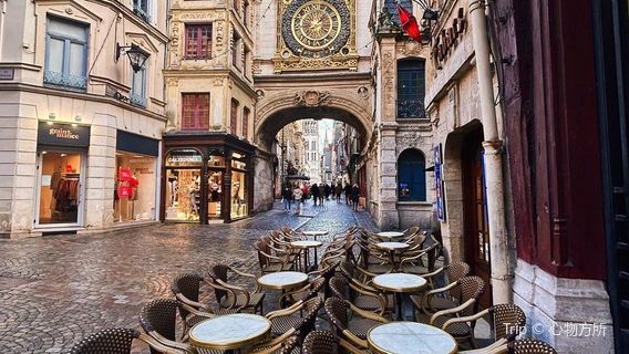 Place du Vieux-Marche