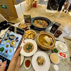 唔哩赞崇明私藏菜(凤阳路店) User Photo