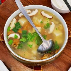 Hongyunhuoguoxiaozhan (sanfangqixiang) User Photo