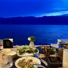 留白LIUBAI·菡萏驿海景度假酒店·留白Villa·菡萏驿海景餐厅(双廊店) User Photo