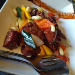 Yu Yue Lou Restaurant Cantonese Cuisine User Photo
