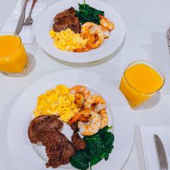 Hurricane's Grill & Bar Surfers Paradise User Photo