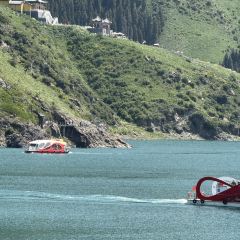 阿米尔湖景餐厅 User Photo