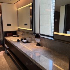 上海陆家嘴禧玥酒店·沫八 User Photo