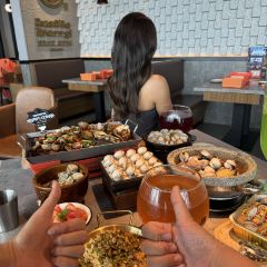 鸣记脆皮烤鱼(杉杉奥莱 观海店) User Photo